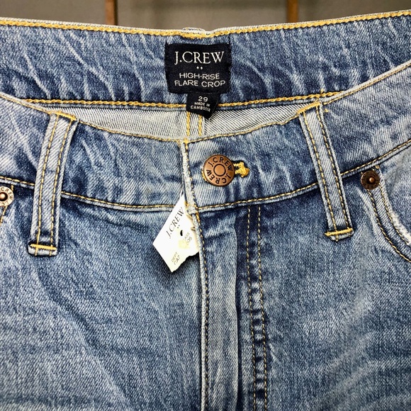 NWT J. Crew High Rise Flare Crop Light Wash Jeans in Size 29 - Picture 3 of 6